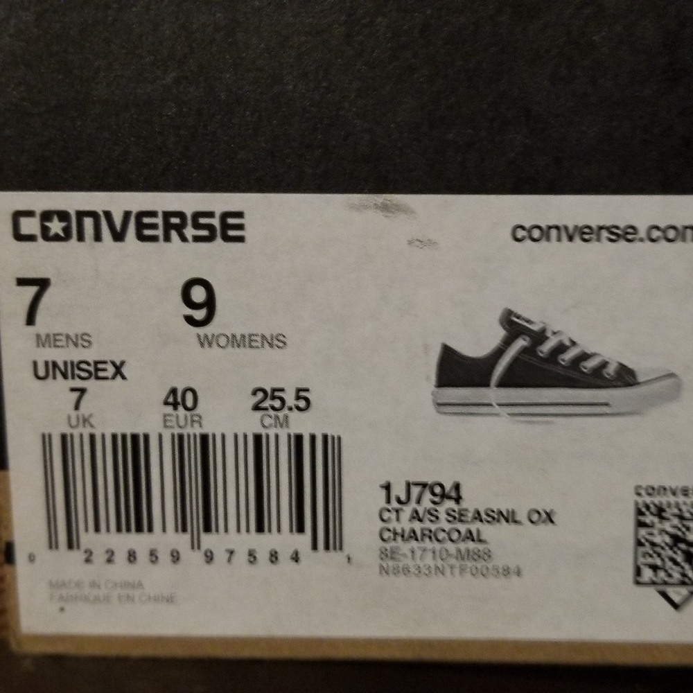 Converse - Picture 2 of 4